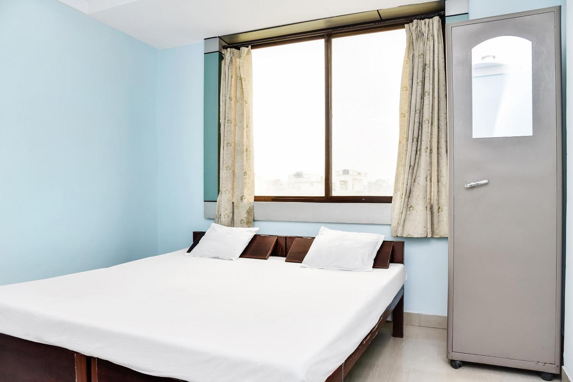 Oyo Hotel Avani Palace Bhopal Esterno foto