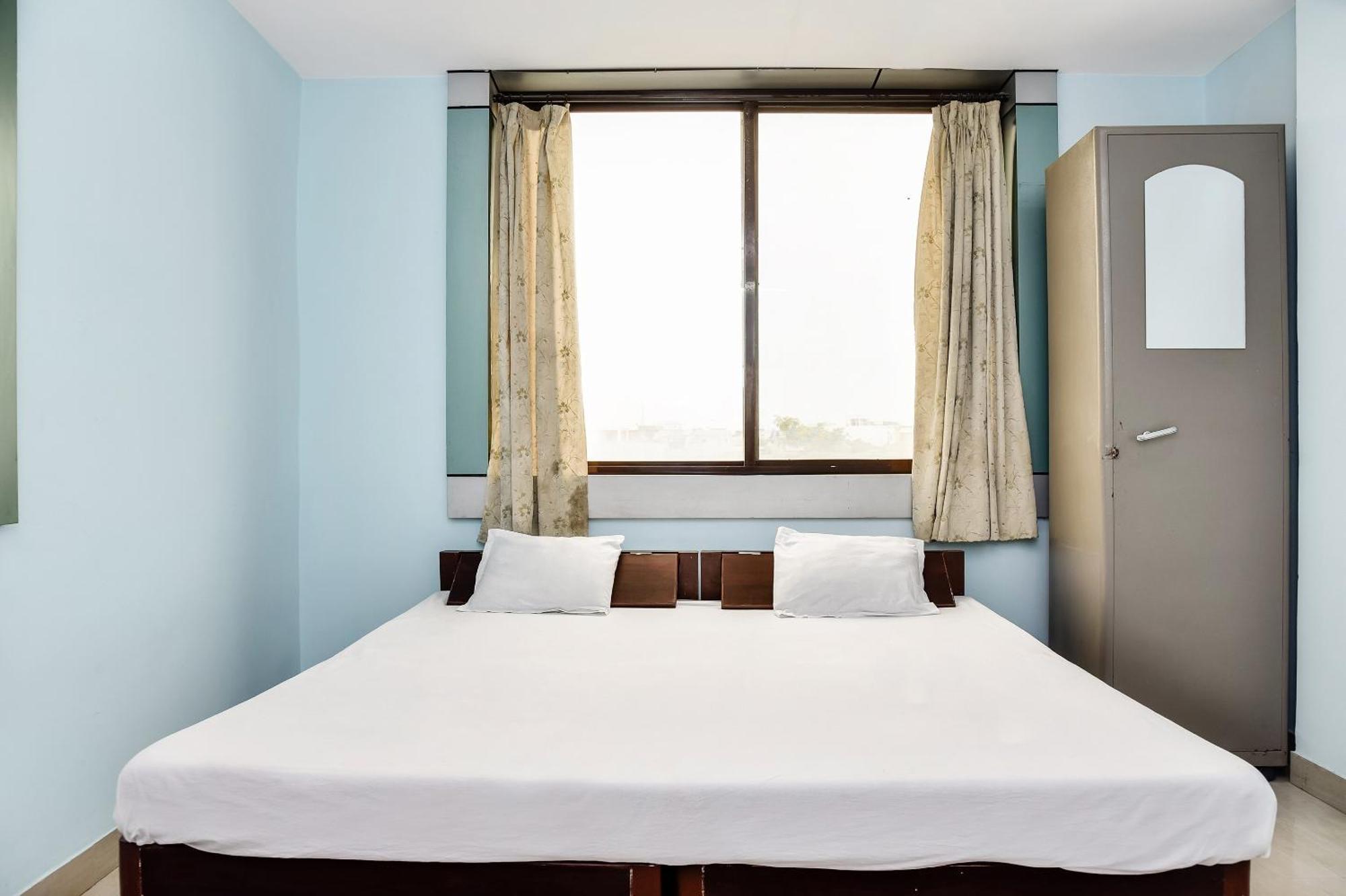 Oyo Hotel Avani Palace Bhopal Esterno foto